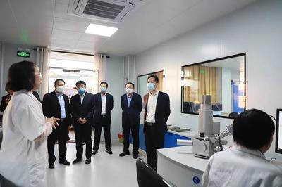 科協領導調研佛山市陶瓷研究所